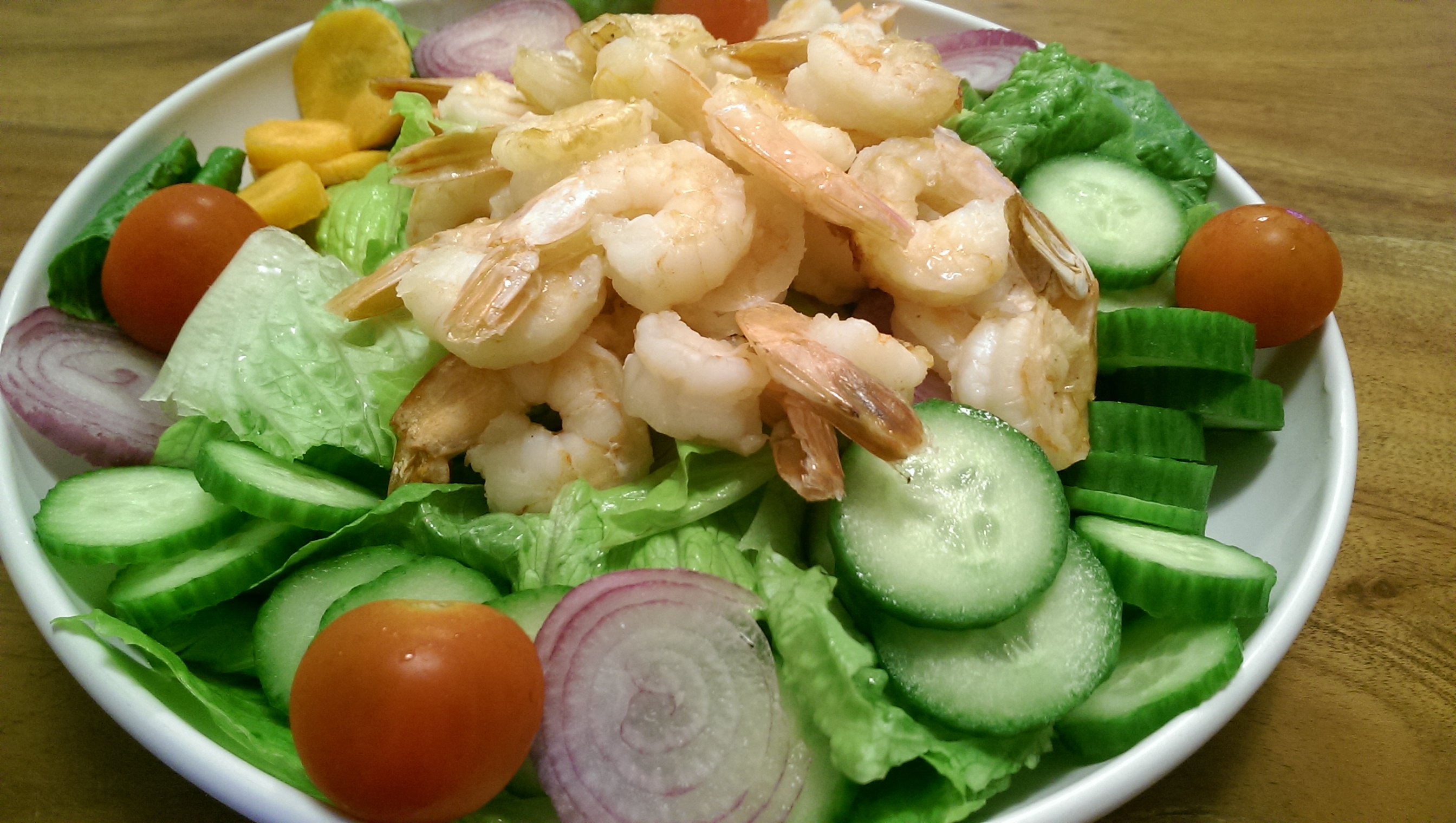 Grilled Shrimp Salad    سالاد میگو بریان